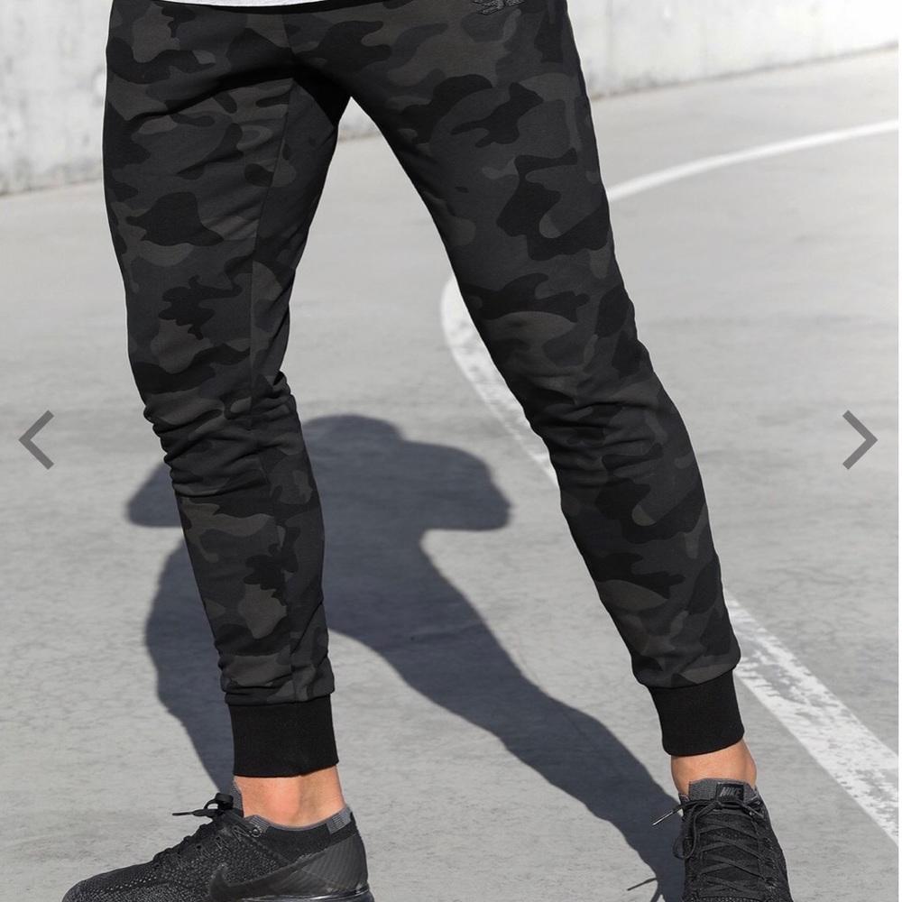 Elite eleven tapered joggers